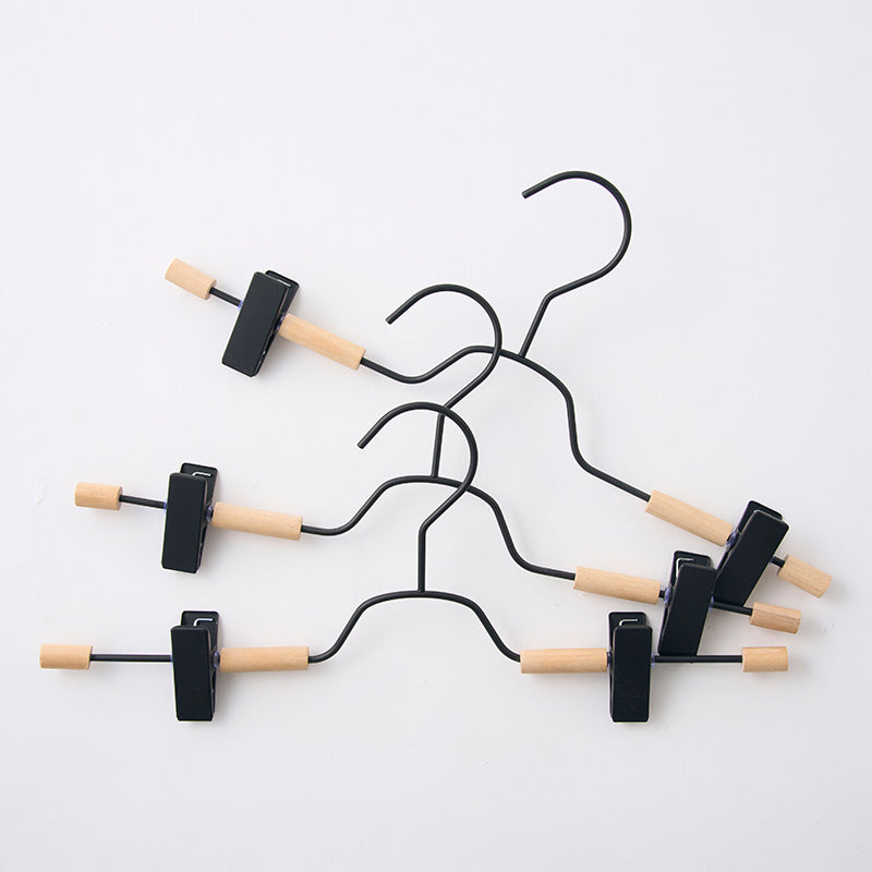 スチールハンガー（木製付き） - 100均 通販 ダイソーネットストア【公式】