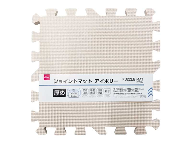 DAISOダイソージョイントマットアイボリー49枚白もあり 原産国：ベトナム 材質：本体：ポリエチレン 商品サイズ：32cm ×32cm