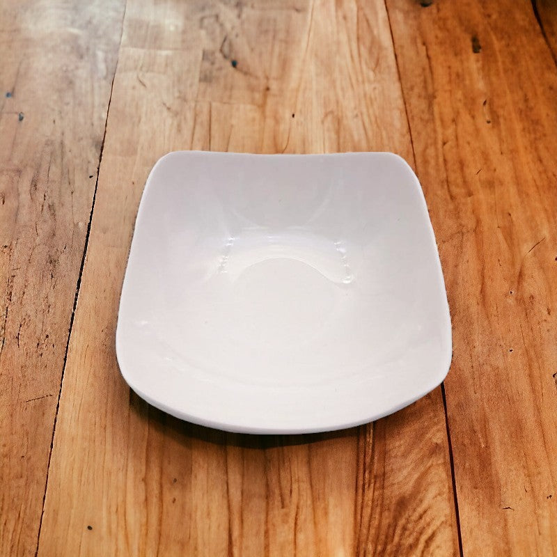 ニューボーン角鉢（約１２．５ｃｍ）