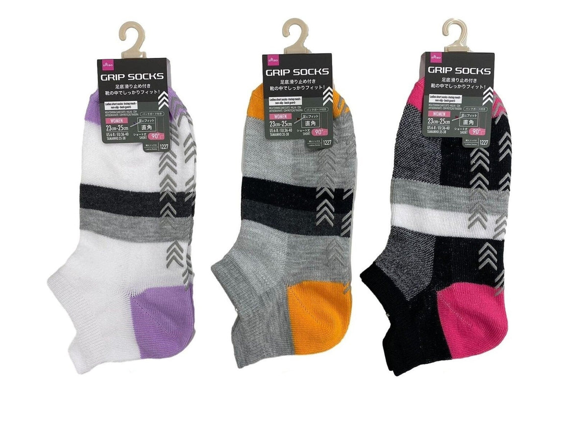 DAISOの靴下 50a1e2383ddf2a3b685212b95e4a0e