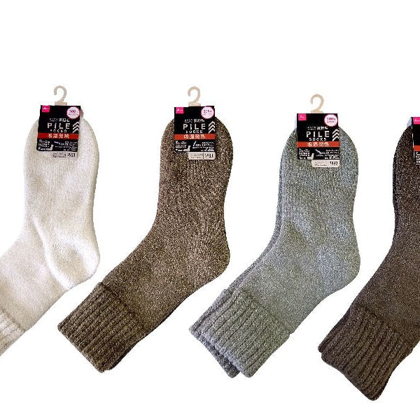 裏起毛パイルソックス（吸湿発熱、暮らし、TOPシンカー） - 100均